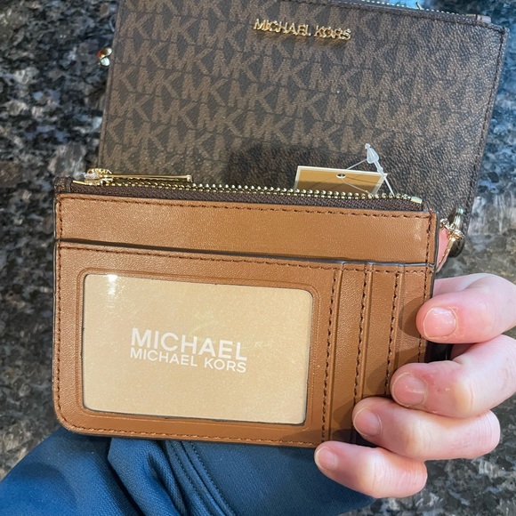 Michael Kors Set - Picture 4 of 9
